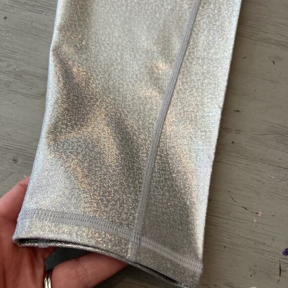 Fabletics Oasis High Waisted Silver Glitter Hologram Leggings Sz XXL w/ Pockets - Picture 2 of 9